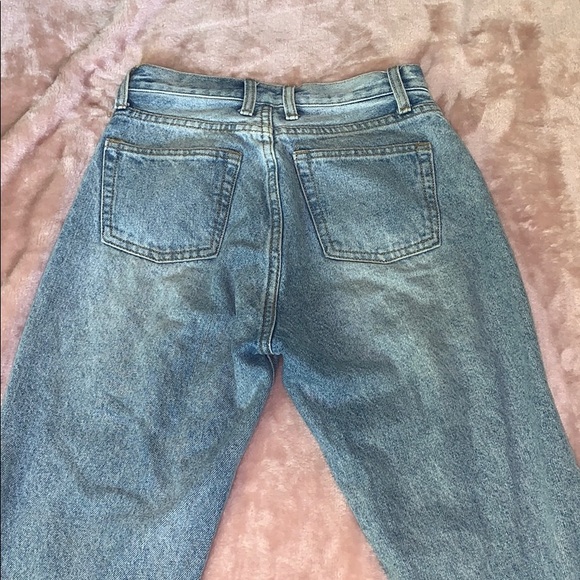 Light washed denim high-waisted jeans - Picture 2 of 3